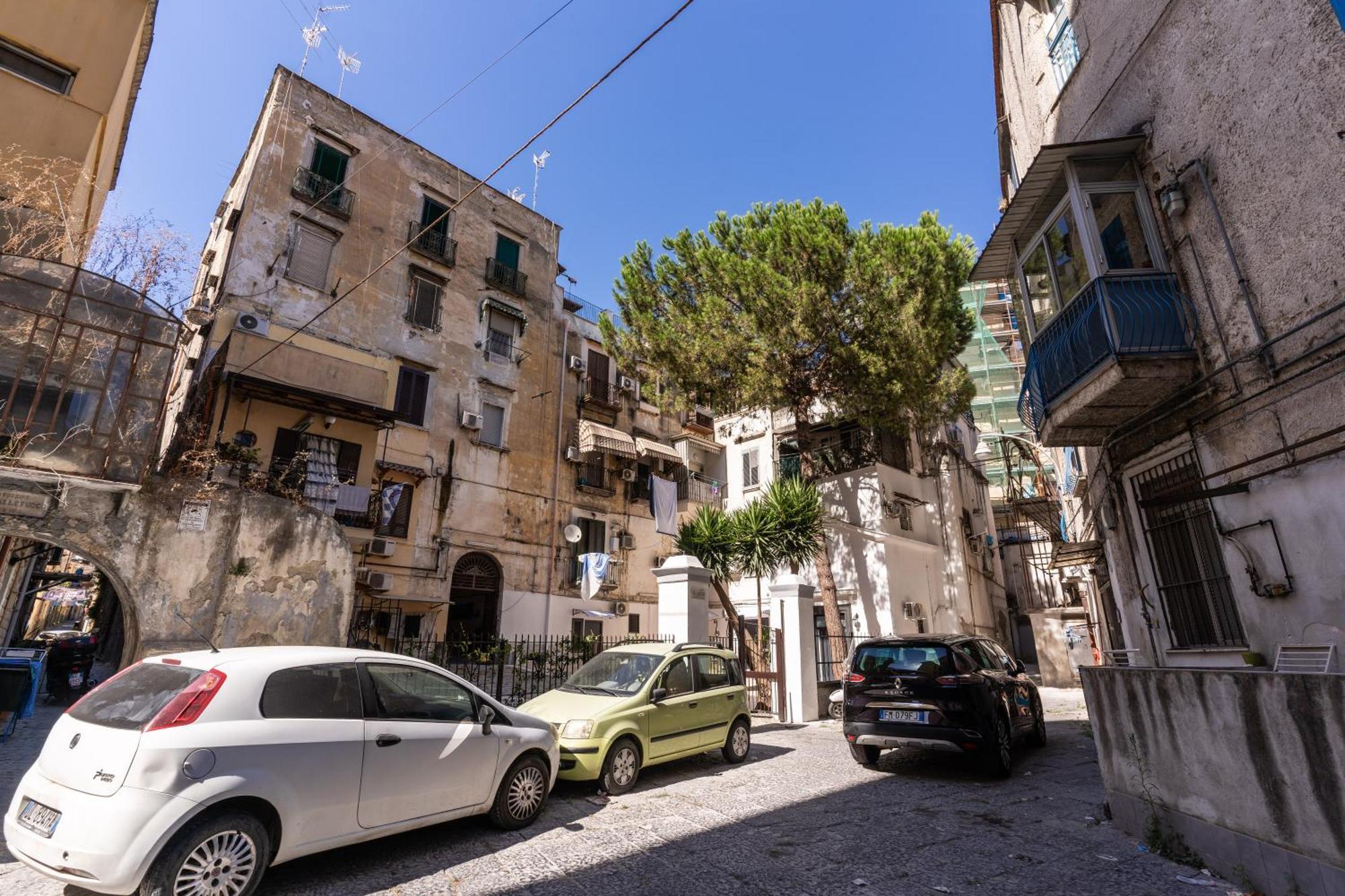 The Quarters Naples Apartments Dış mekan fotoğraf