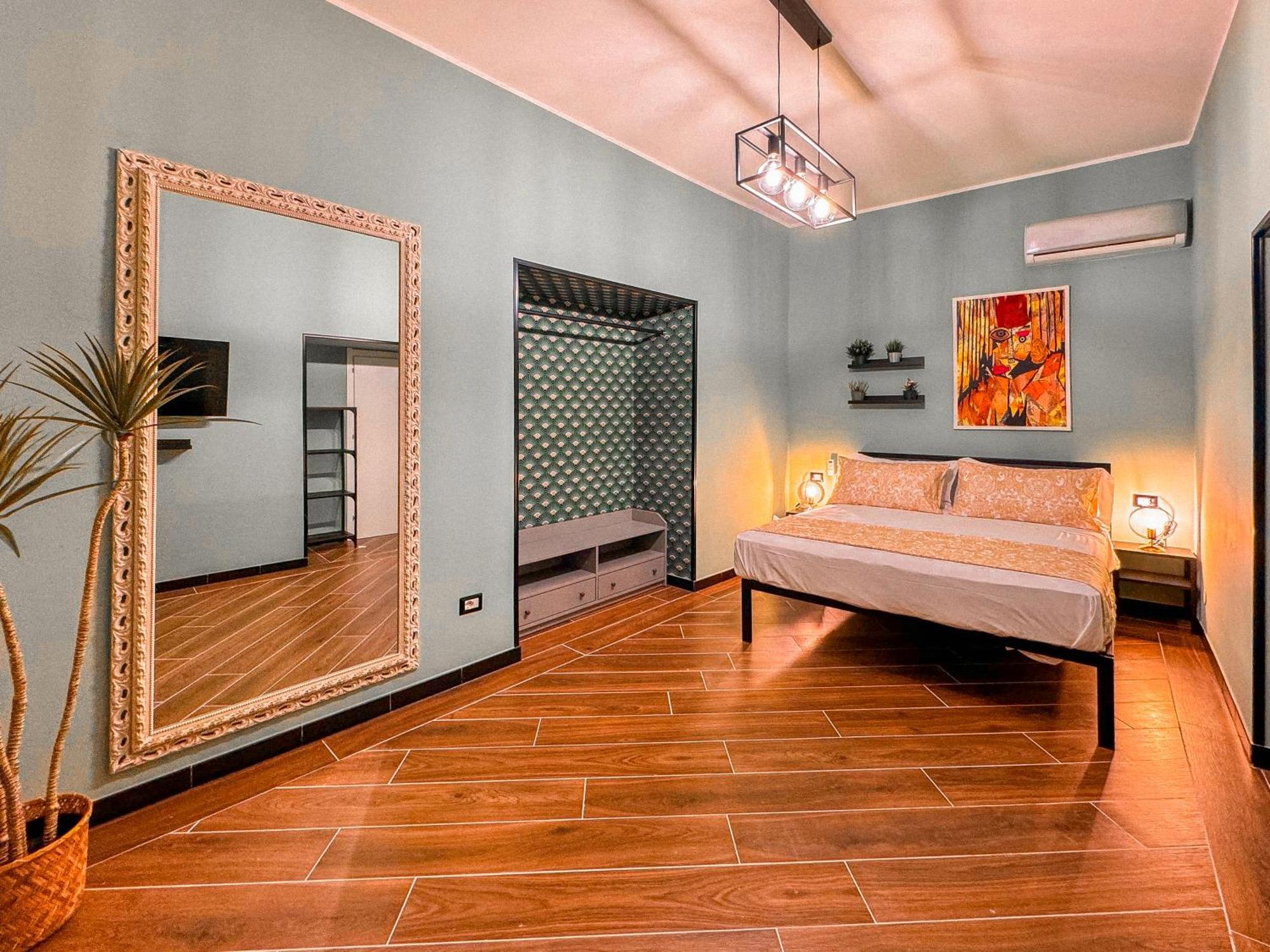 The Quarters Naples Apartments Dış mekan fotoğraf